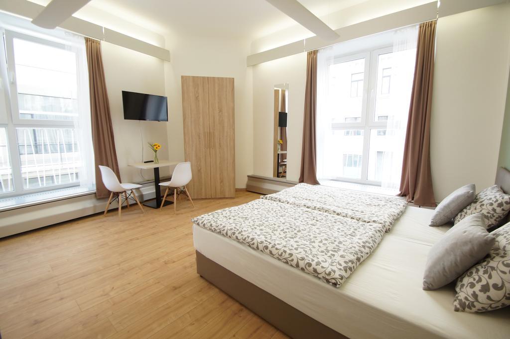 Dan In'N Out Hotel Viena Exterior foto